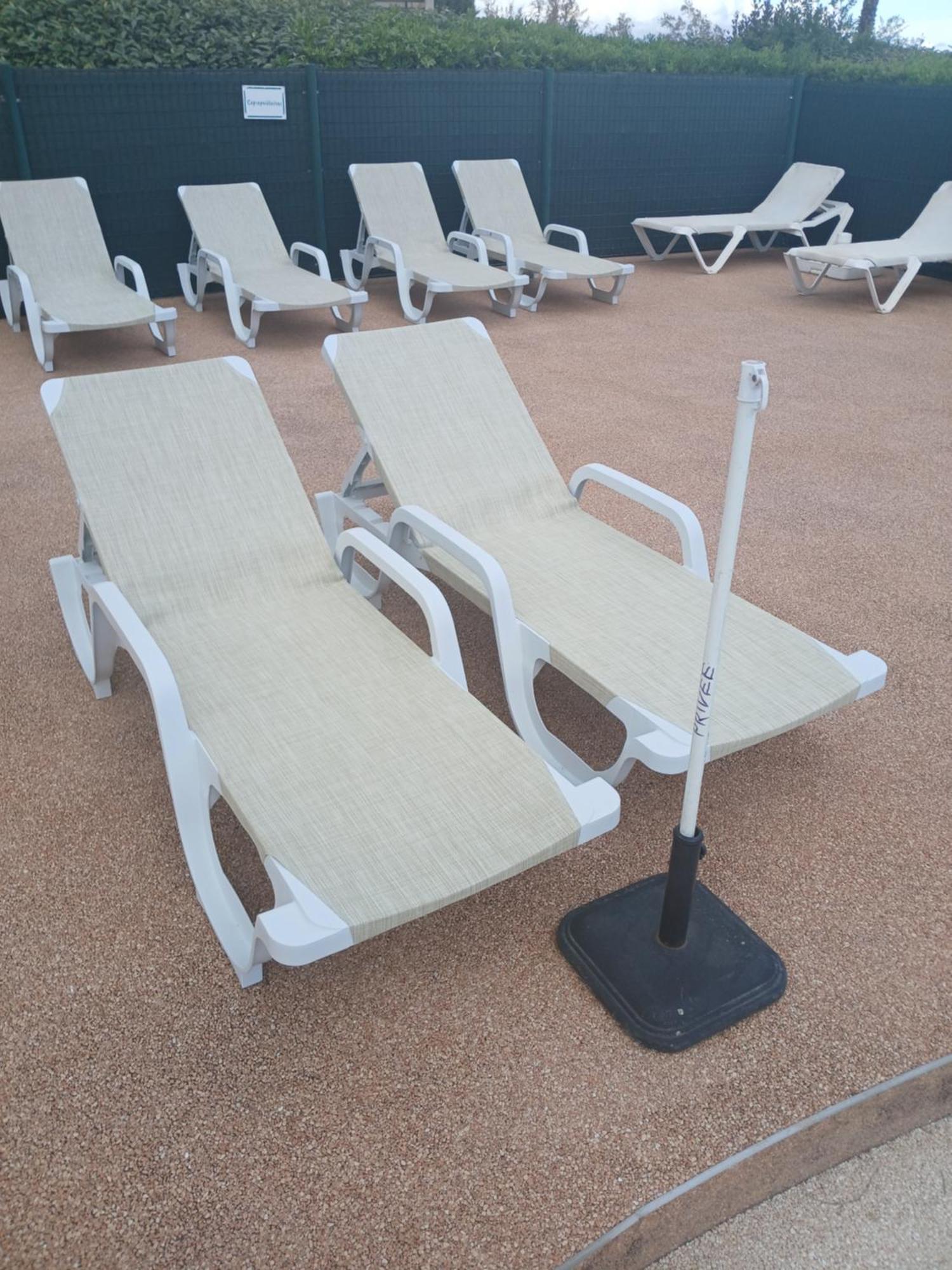 Bel Appartement Les Pieds Dans L'Eau Villeneuve-Loubet Exteriör bild