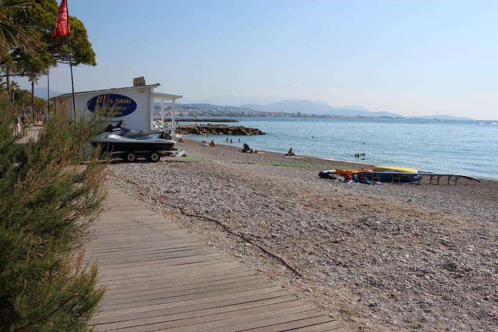 Bel Appartement Les Pieds Dans L'Eau Villeneuve-Loubet Exteriör bild